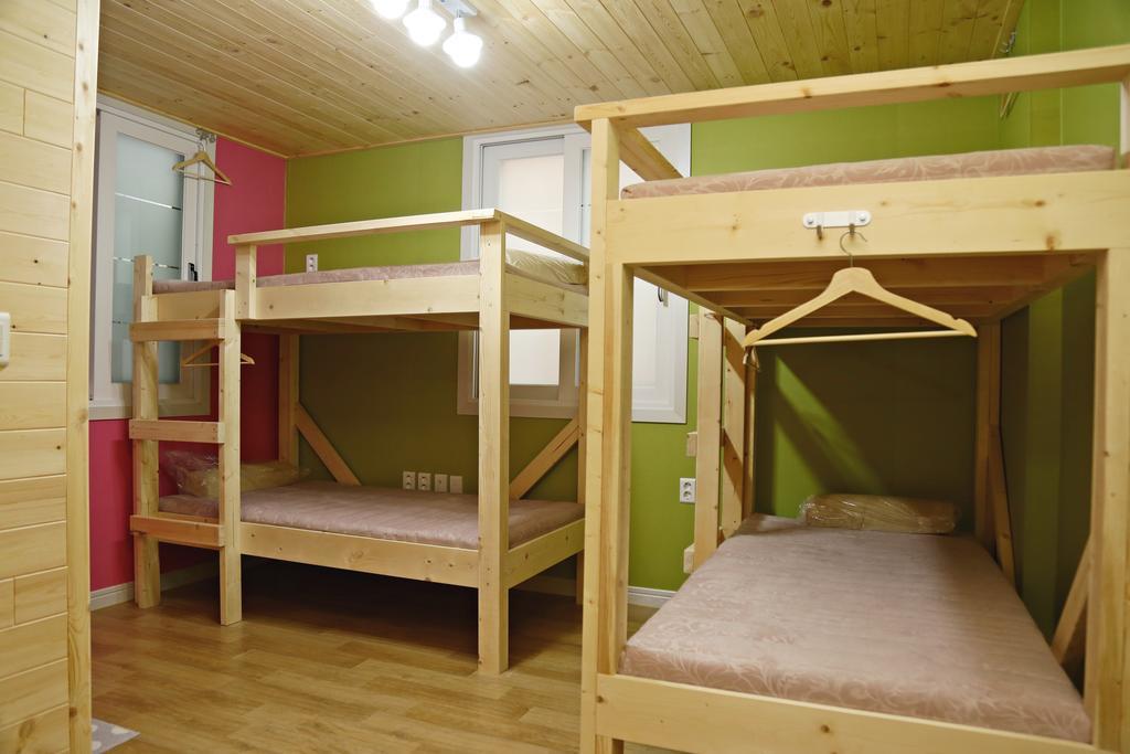 Op 102 Guesthouse Gyeongju Bagian luar foto